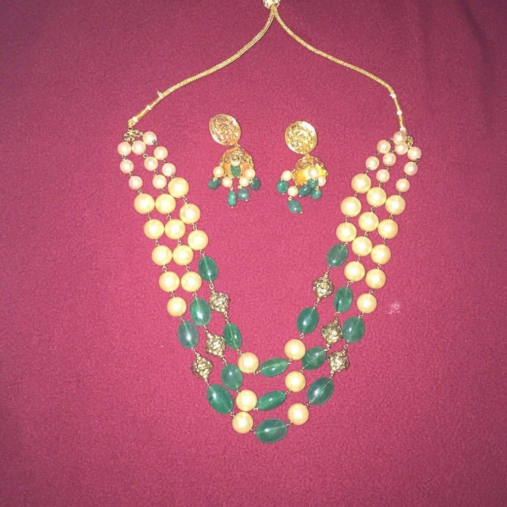 Pearl and emerald necklace - Picture 2 of 4